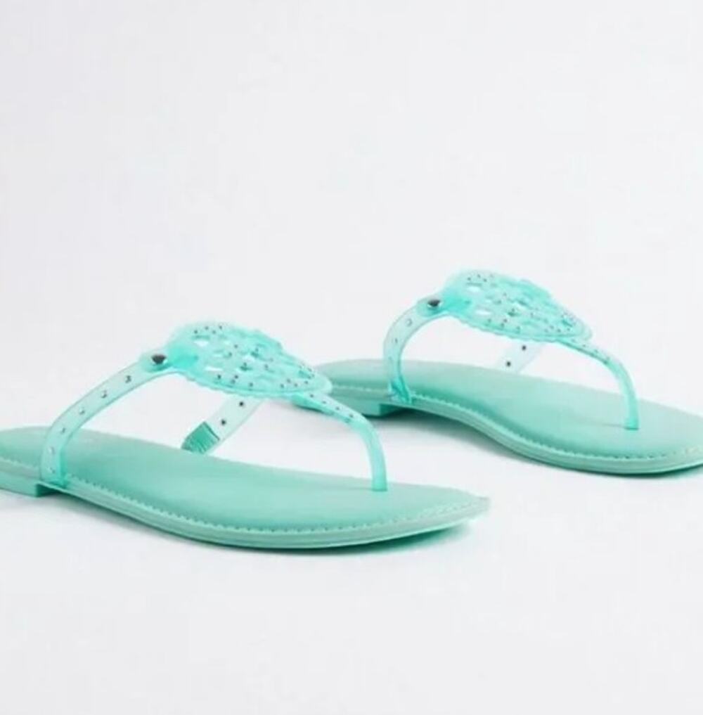 Torrid size 10 Mint Medallion T-strap Sandal